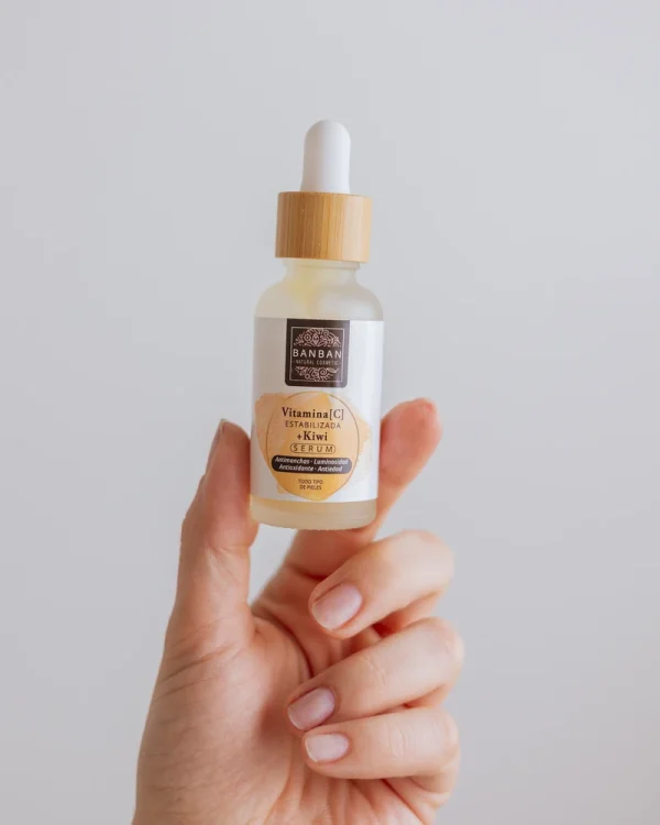 Serum Facial Iluminator cu Vitamina C Activă (30ml)